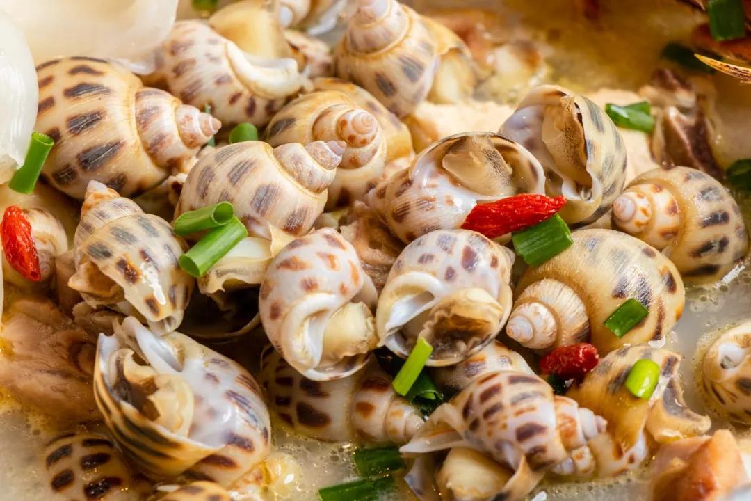 魔都鲍鱼鸡煲店团购,魔都这家正宗粤菜馆