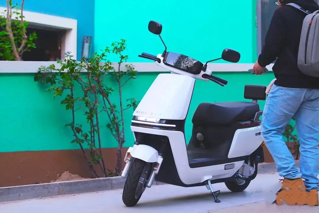 爱玛大功率三轮最新电动车,爱玛大功率电动车多少钱一台