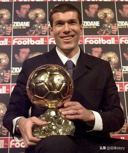 齐达内传奇巨星,齐达内足球大师