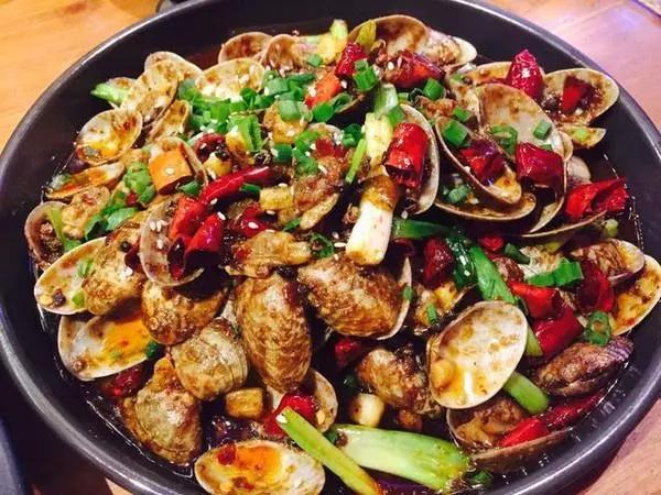 黄蚬子怎么吐沙最快方法,花蚬子怎么泡出沙子