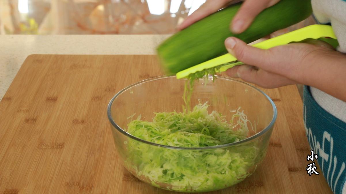 用面包糠做好吃的简单做法,1个萝卜