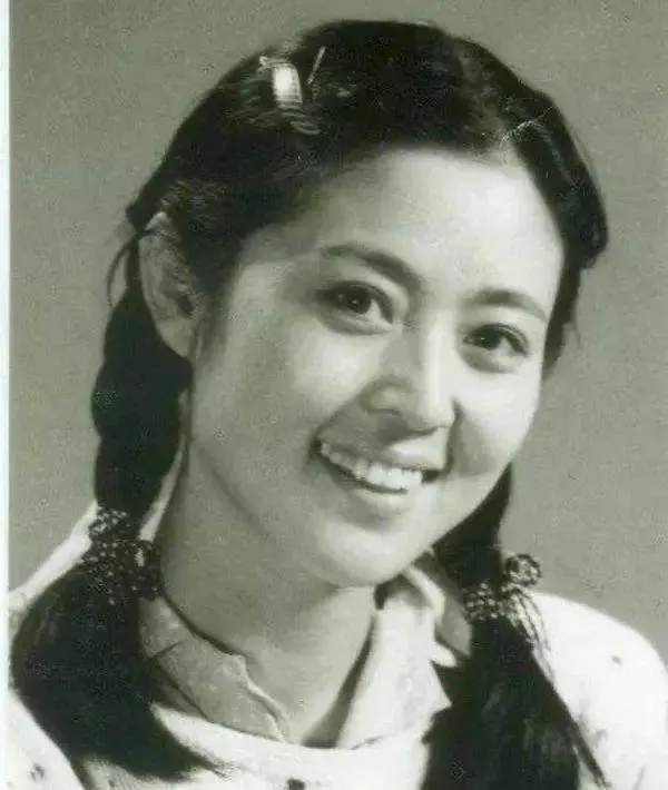 31宀佷笂澶,31宀佷笂澶鏂伴椈