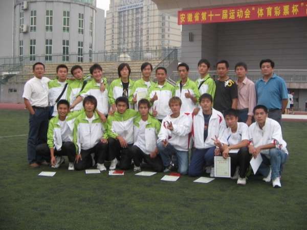 中国人来到西班牙,中国人加入巴萨