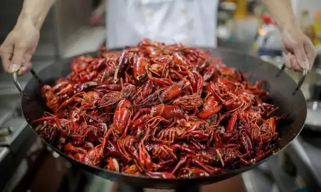 汕尾吃海鲜的正确方式,汕尾人吃海鲜