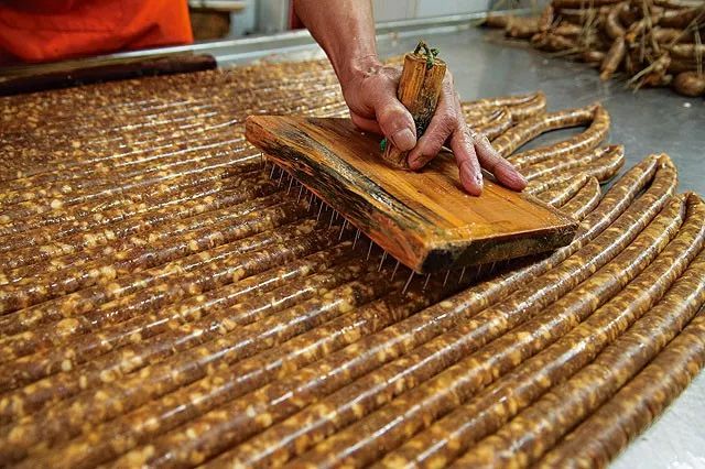 广东腊肠粗的好还是细的好,贵州腊肠和四川腊肠