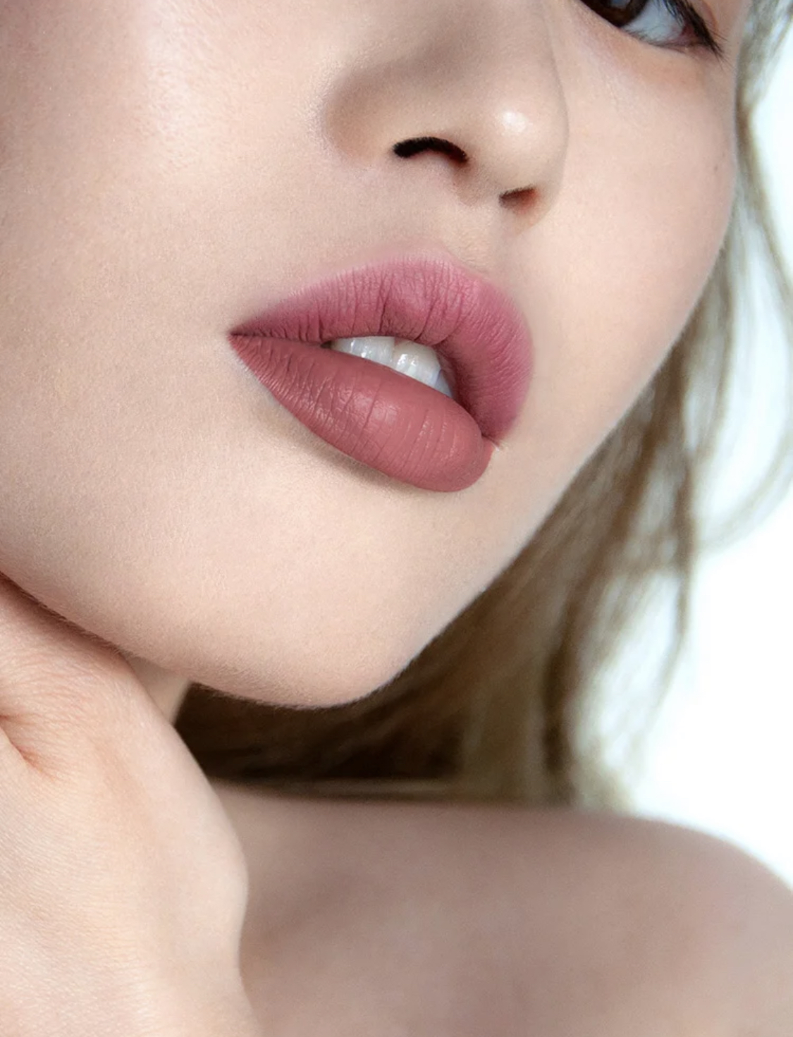 又显白又好看的口红色号,比较润且显白的口红