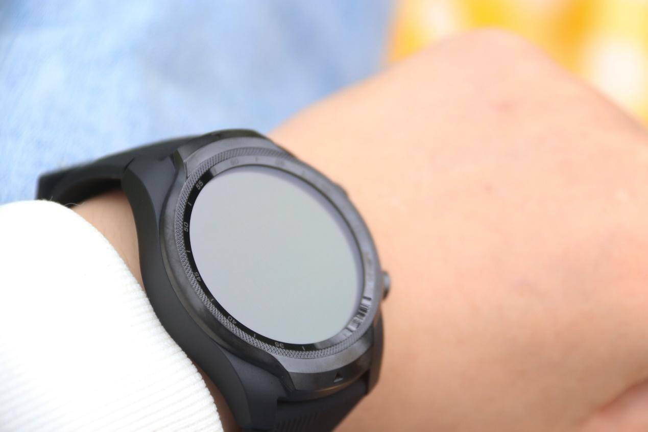 ticwatch蓝牙版手表介绍,ticwatch手表刚拿到怎样使用