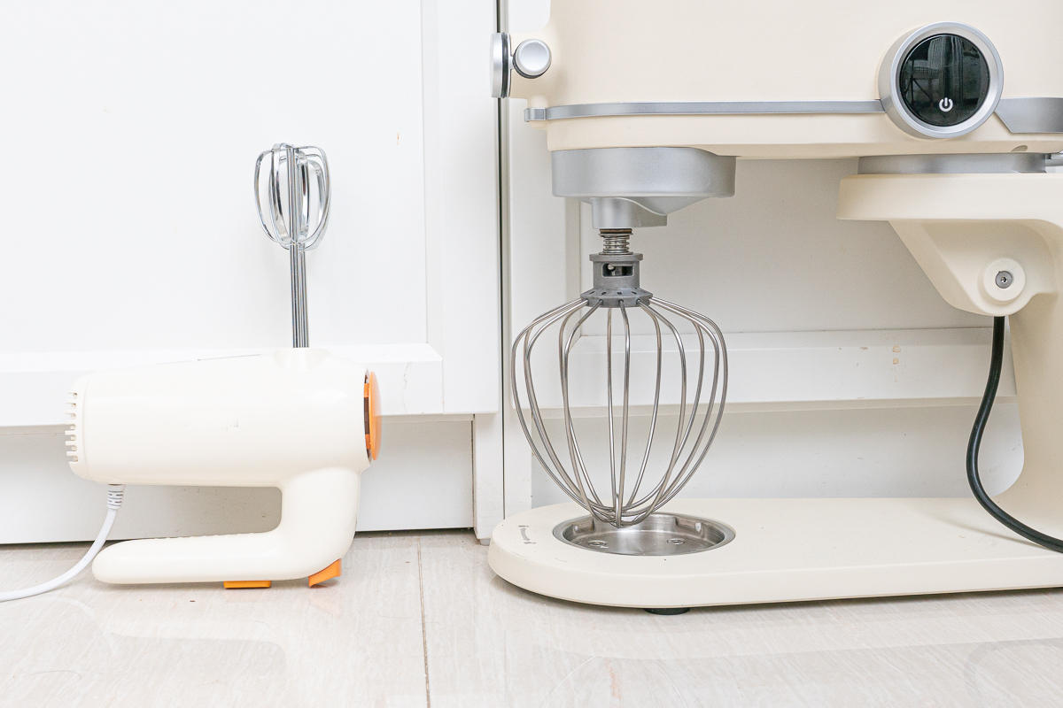 做烘焙要面包机好还是厨师机好,面包和面机和打蛋机区别推荐