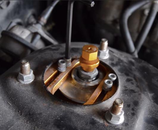 主销后倾角怎么测量,主销后倾角可以调节吗