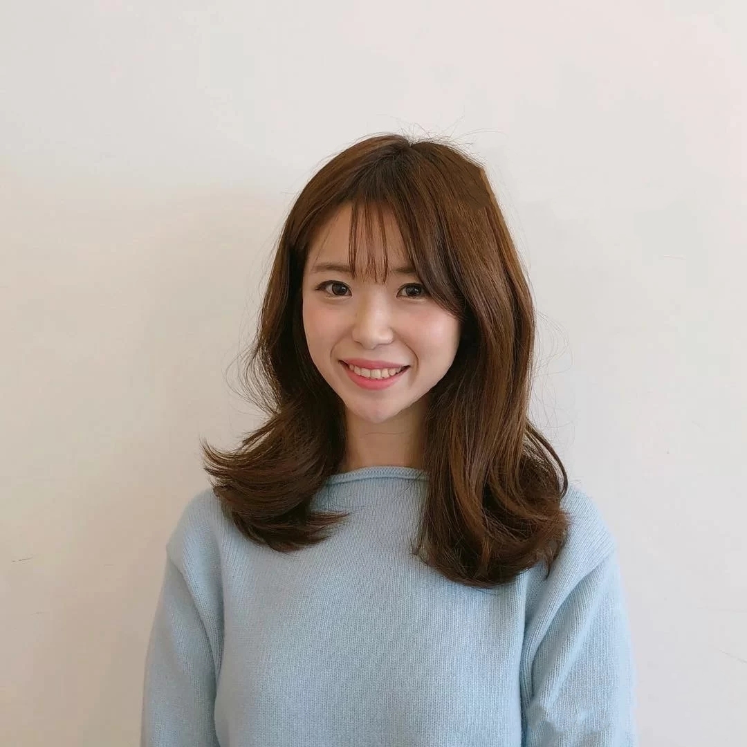 40岁女人烫发显年轻,40岁适合的减龄烫发