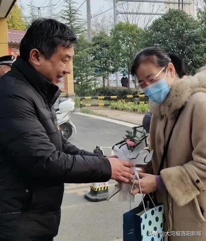 学校庆祝三八妇女节活动美篇,致敬最美的你女神节