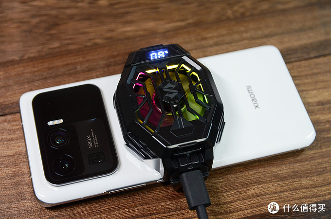 小米11ultra至尊版深度测评最新,感受一下小米11ultra的压迫感