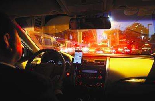 新手滴滴司机一个月多少钱,新手滴滴司机第一个月能挣多少钱