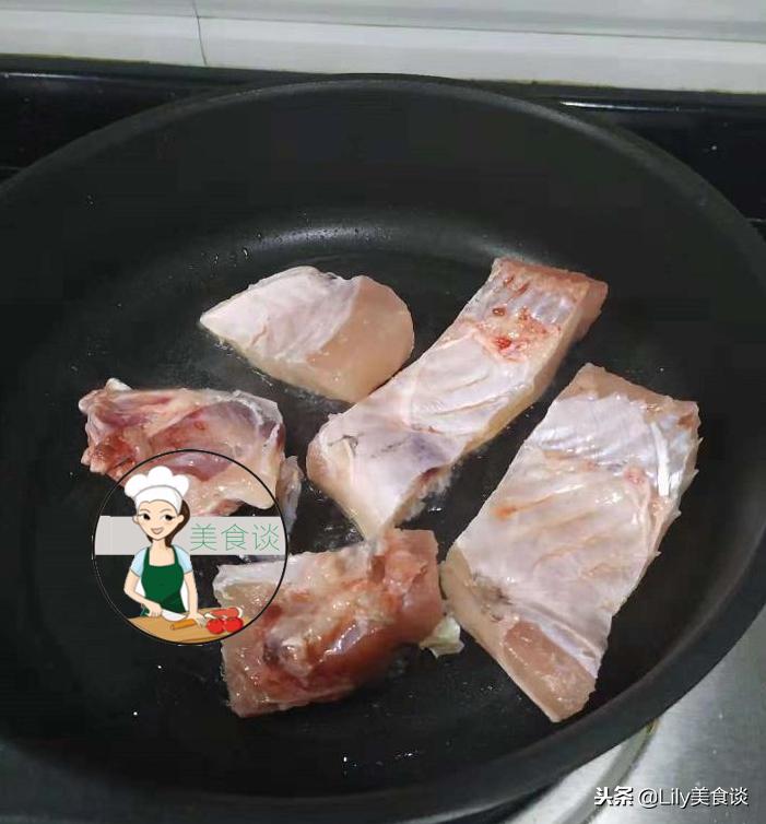 鱼肉怎么去腥，光是生姜可不够，加点它一起，鲜香入味，没有腥气