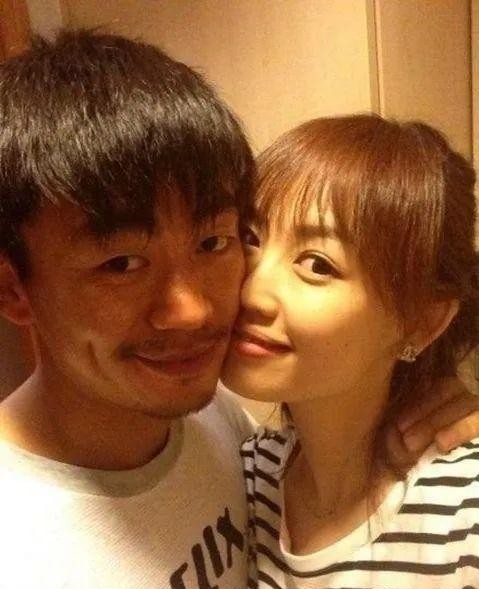 王宝强王子豪是亲生的吗,王子豪是王宝强的亲生的吗