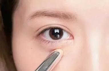 罗志祥的黑眼圈到底是怎么回事,罗志祥同款黑眼圈是什么意思