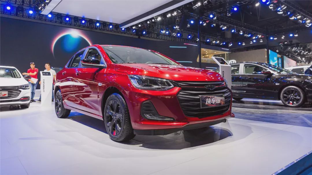 五年的雪佛兰科沃兹还能卖多少钱,雪佛兰科沃兹大概卖了多少辆车