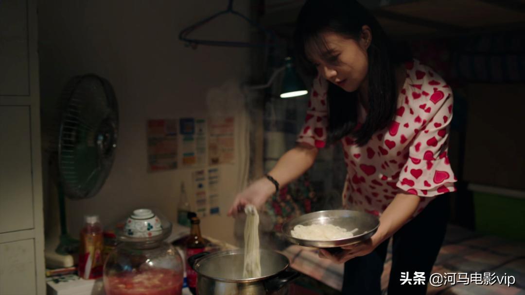 第一集就很刺激,国产片居然这么敢拍!