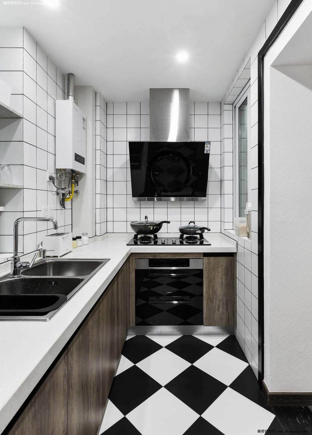 厨房抽油烟机顶吸侧吸哪个好用,家用抽油烟机选择侧吸还是顶吸好