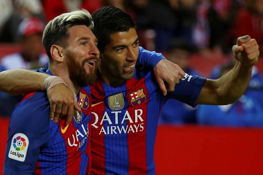 梅西祝迪马利亚生日快乐,苏亚雷斯祝梅西生日快乐