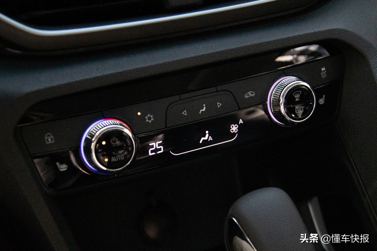 智能ai语音转文字,安吉星智能语音系统