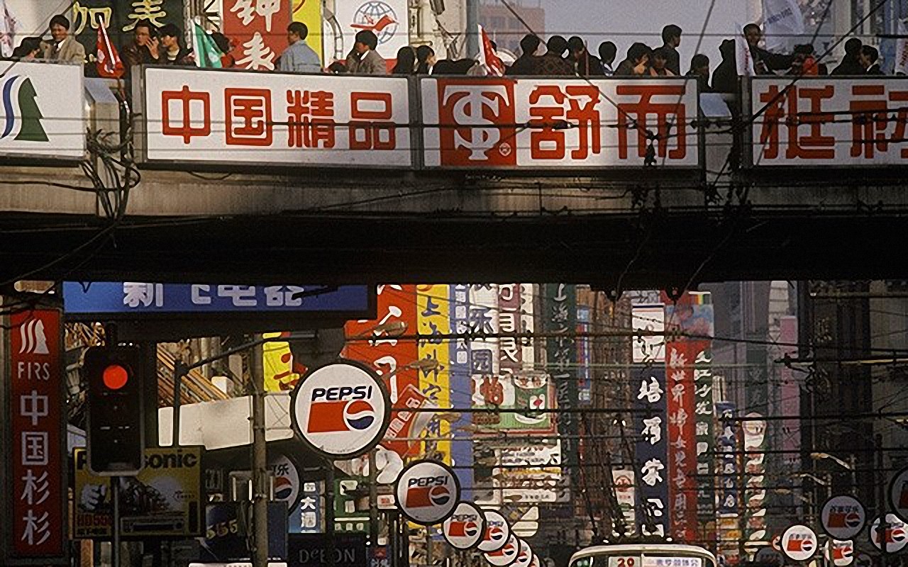 那些陪你跨世纪的“潮牌”，后来都去哪儿了？