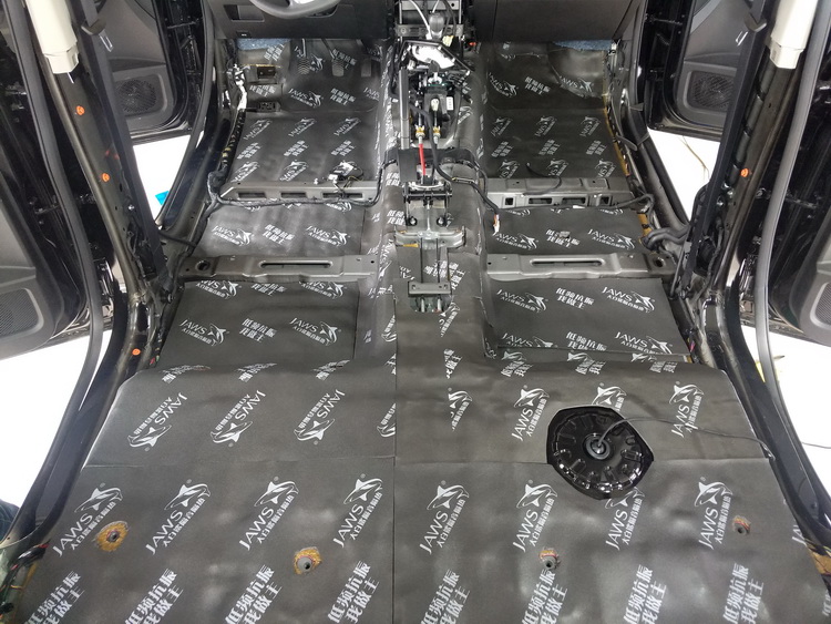 五菱宏光plus隔音实测多少分贝,杭州五菱宏光plus隔音