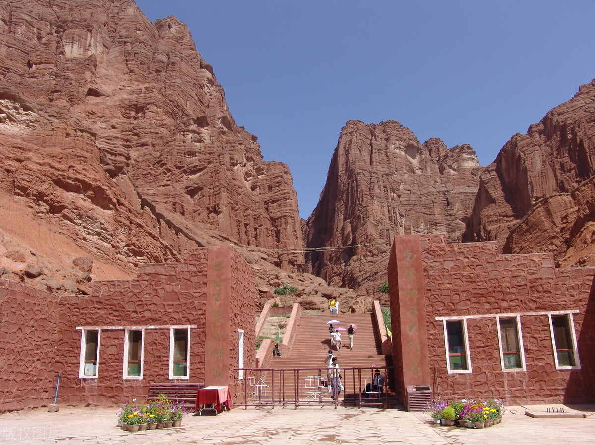 独库公路网红攻略,独库公路环线自驾游攻略