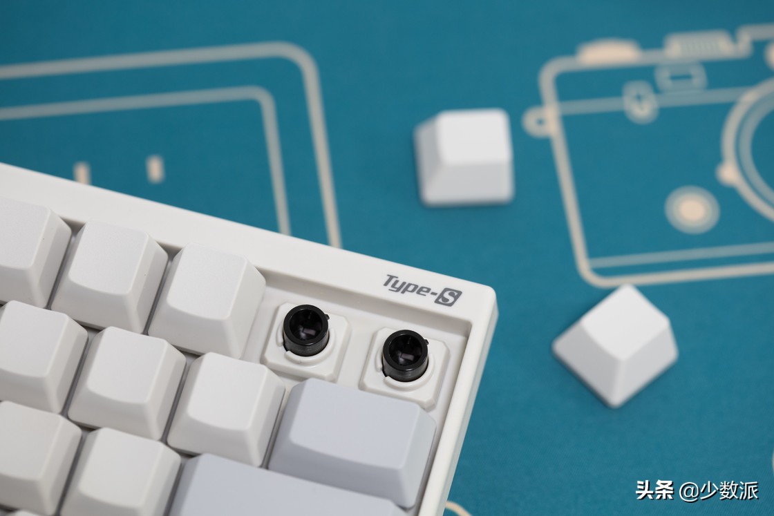 目前公认最好的三款键盘,这款机械键盘太好用了手感爆棚