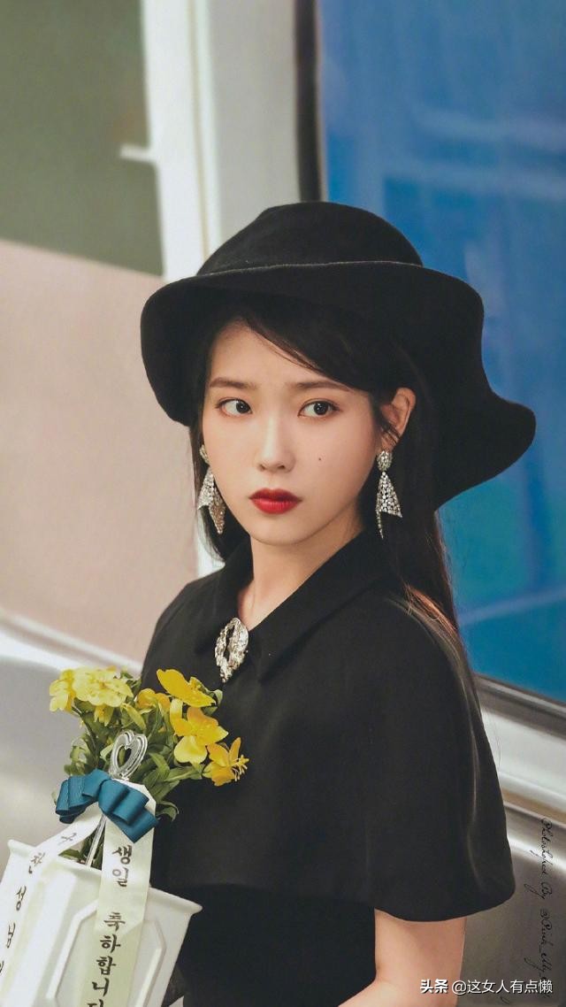 iu在酒店穿衣搭配,iu酒店穿衣搭配