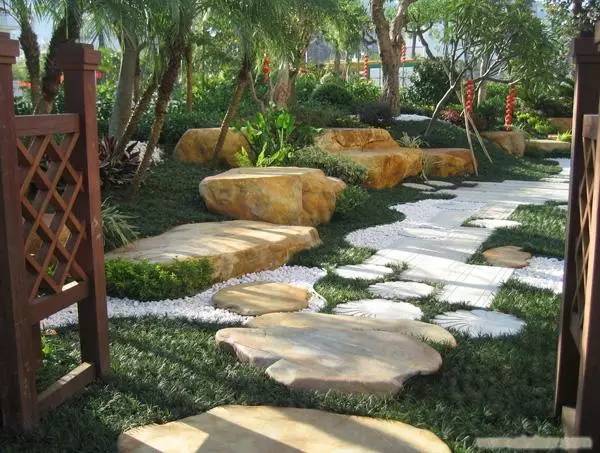 楼顶草坪花园设计效果图,草坪该如何养护管理