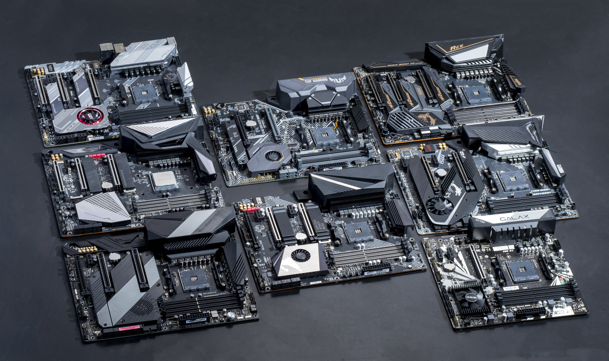 网友八千块买的电脑，又烧显卡又蓝屏，原来一切都是奸商的圈套