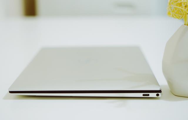 xps139300哪一年的,xps13配什么笔记本