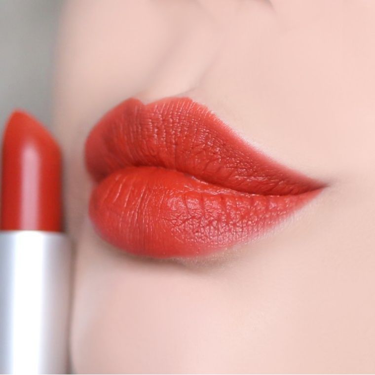 mac口红brickola和露华浓525,mac口红rubywoorussian