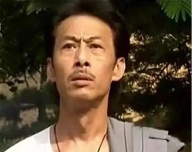 10位香港老戏骨离世,100位香港明星去世的名单