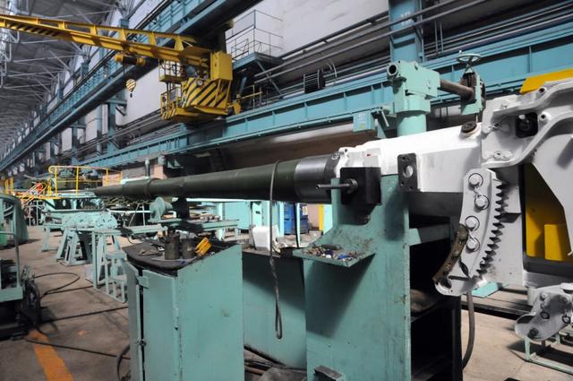 乌克兰百年工厂怎么样,乌克兰工厂打工