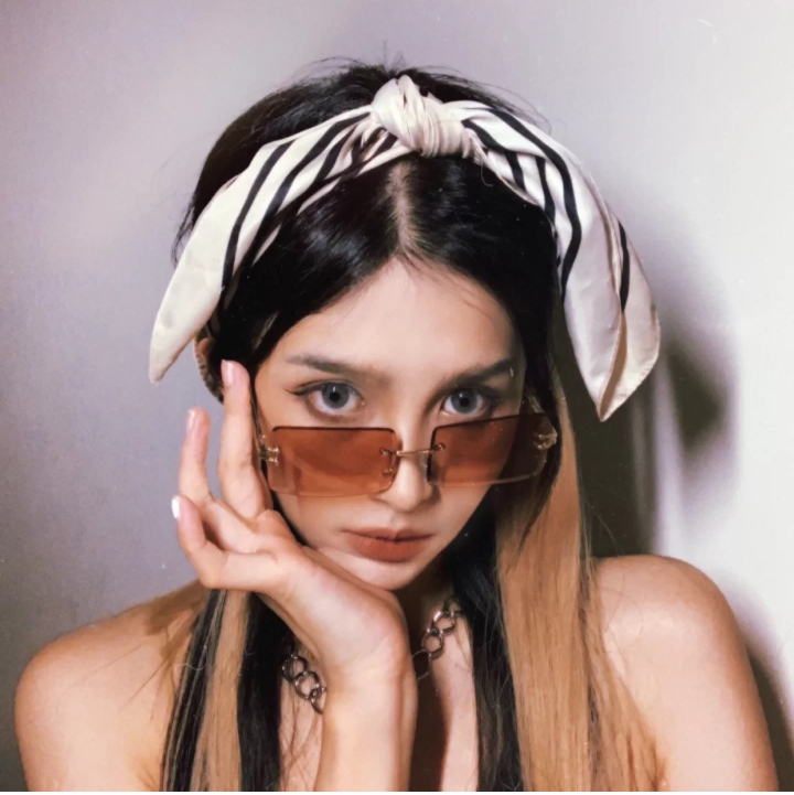 头巾的时尚扎法,lisa头巾造型