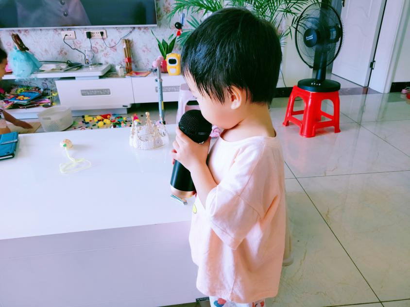 想唱就唱得响亮歌曲视频,唱吧小巨蛋麦克风录音功能