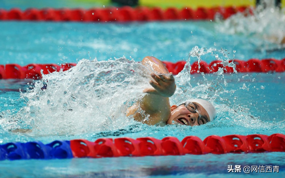 时评关爱老人传递社会温暖,时评以青春之力助民族复兴