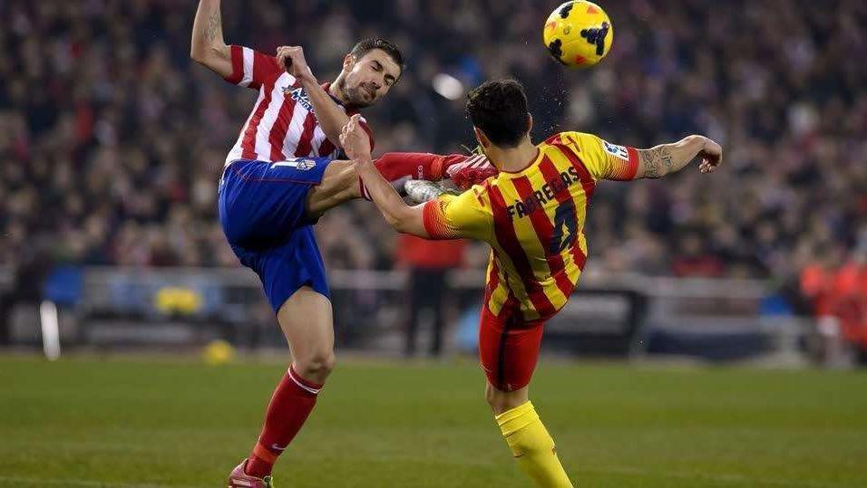 足球史上最奇葩的判罚,足坛10大奇葩裁判开枪射杀球员