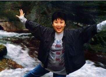 “苦海无涯，回头是岸”，2次被小三，李娜比你想象的更惨