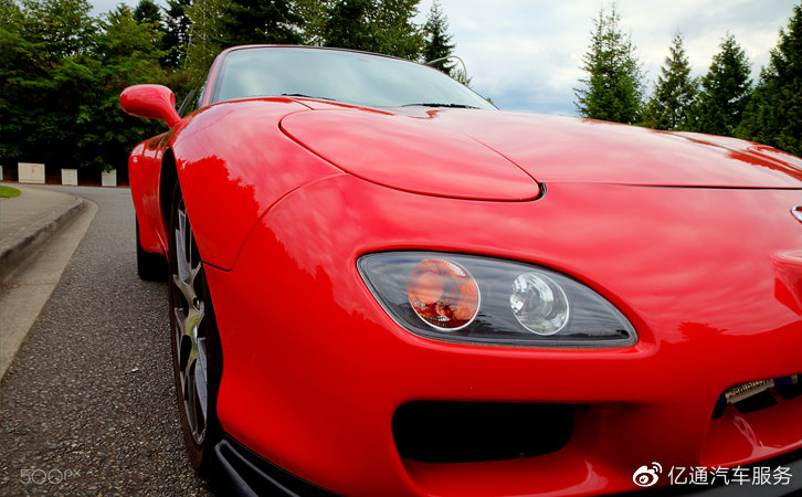 轿车套上汽车罩是好是坏,汽车套上车罩好吗