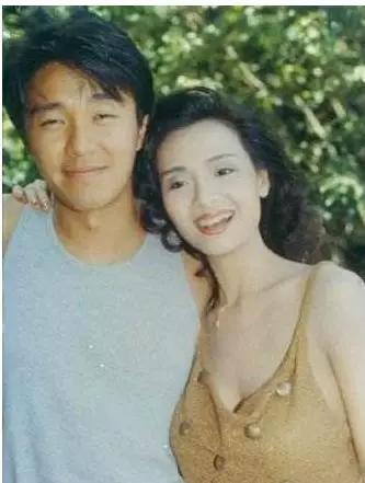 *子楣叶**：不脱衣服拍三级，还为此损失一千万？为何还被人骂不要脸