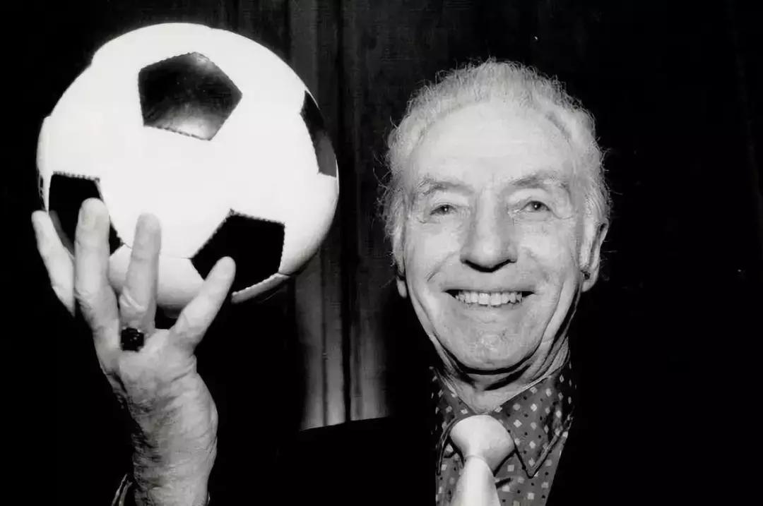 国际足联比赛奖项含金量排名,国际足球界最具含金量的奖杯