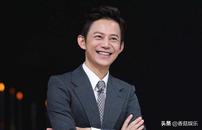 张杰谢娜何炅王菁一同去看电影,何炅王菁个人资料和照片