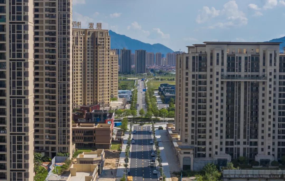 住在市府新区的感受,住在山里真好