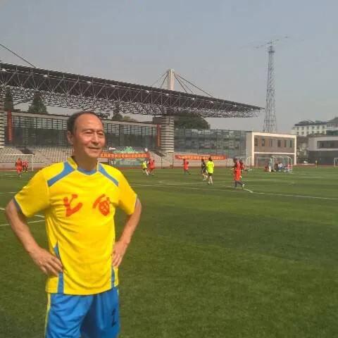 一生痴爱-献给上海交通大学125年校庆和足球队成立120周年