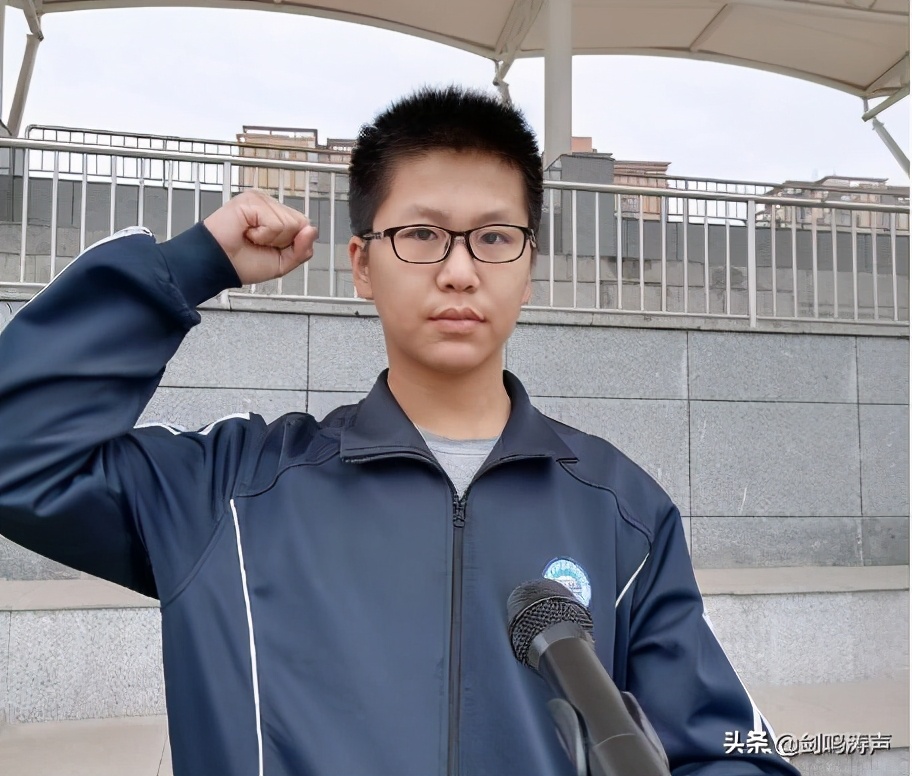 风驰电掣帅气逼人,风驰电掣神威