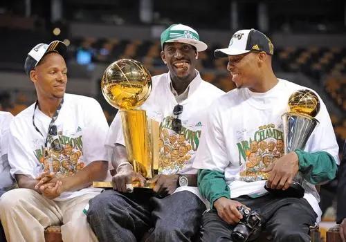 迈克尔乔丹采访抽雪茄,迈克尔乔丹抽雪茄