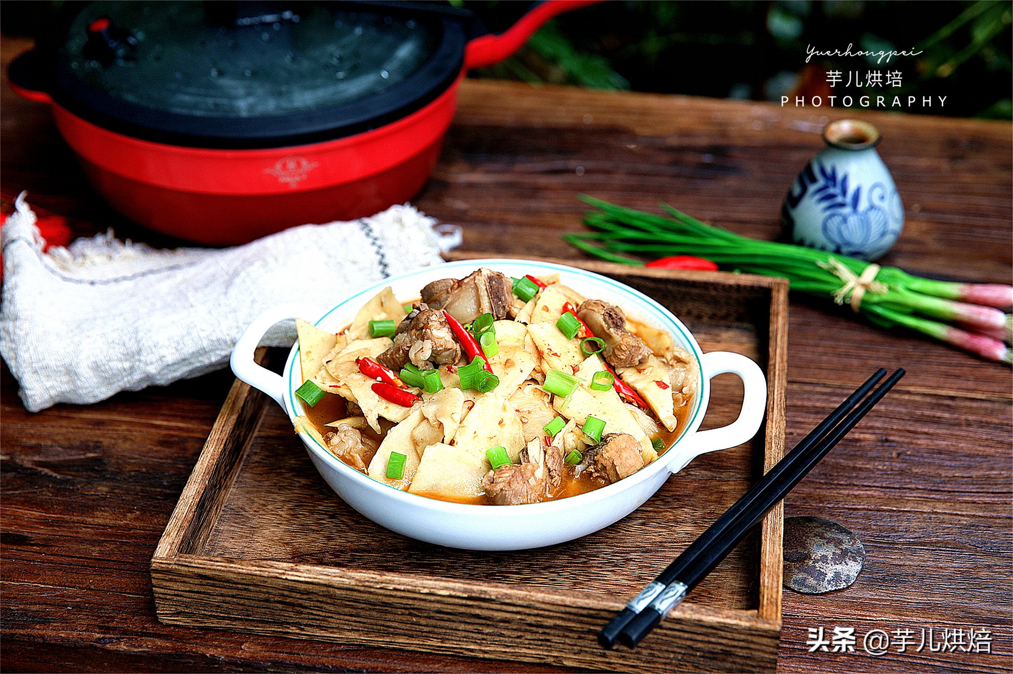 鲜竹笋怎样吃好吃又简单,这才是竹笋最好吃的做法脆爽可口